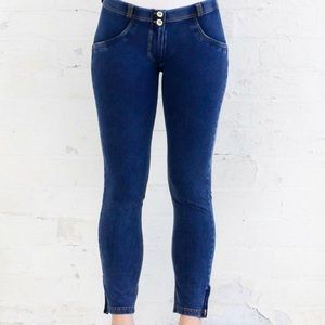 RESERVED Feddy Jeans with zip ankles Regular waist